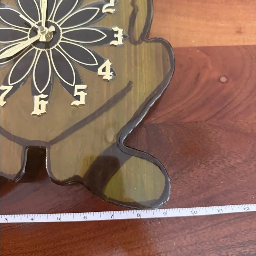 Funky Frog Painted Wooden Wall Clock Vintage Eclectic Decor *DOES NOT WORK* 16x9